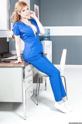 Тетя доктор, поставьте мне укольчик!