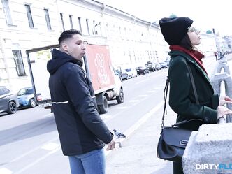 Пикапнул бы ее?