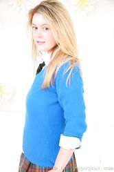 А соски не покажу!