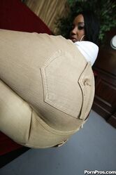 Тема большой жопы раскрыта