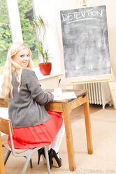 Жаль, что не все студентки такие раскованные