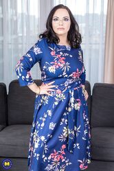 Кажется домохозяйке заняться нечем