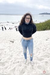 Я бы навел на твою жопку оптический прицел