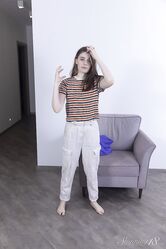 Похуй, что у меня сисек нет, зато у меня дырка узкая!