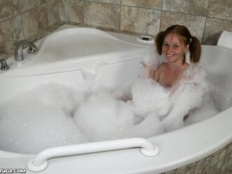 Моя юная рукоблудница